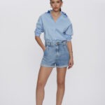 Camisa Feminina Slim Manga Longa Decote V CM.163.0019 - Azul Claro, PP