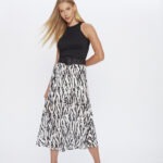 Saia Feminina Midi Fenda Frontal Marrocan SA.163.0033 - Estampado Abstrato Preto E Branco, 36